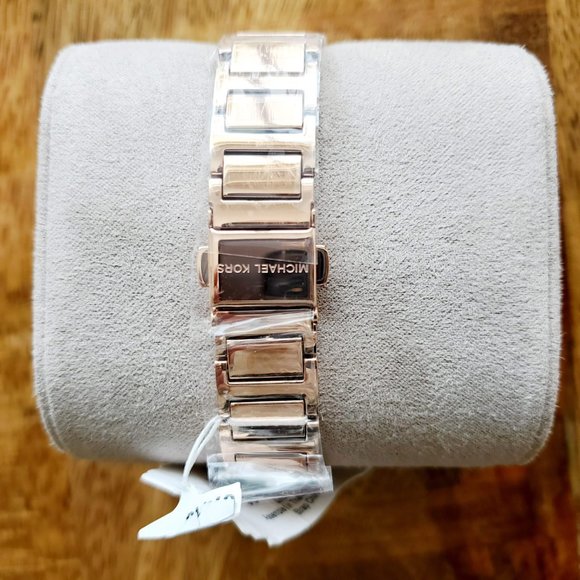 Michael Kors Women's Portia Three-Hand Rose Gold-T - Picture 5 of 10